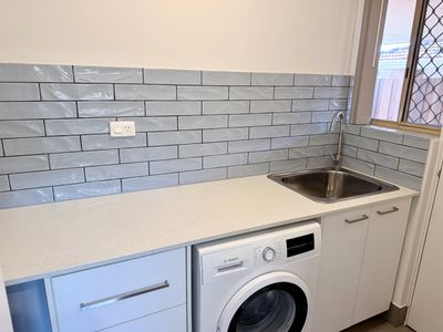 23 / 2 Theakston Green, Leeming