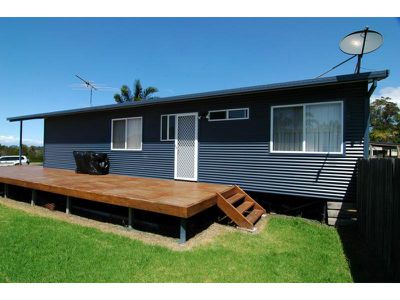 42 Lakeside Drive, Eden