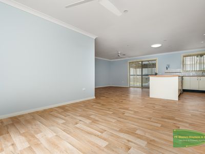 9 Darwin Drive, Llanarth