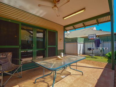 2 Traine Crescent, South Hedland