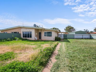 24A Blackall Place, South Kalgoorlie