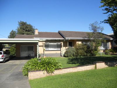 11 Mahoney Avenue, Mount Gambier