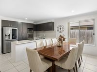 46 Cirrus Way, Coomera