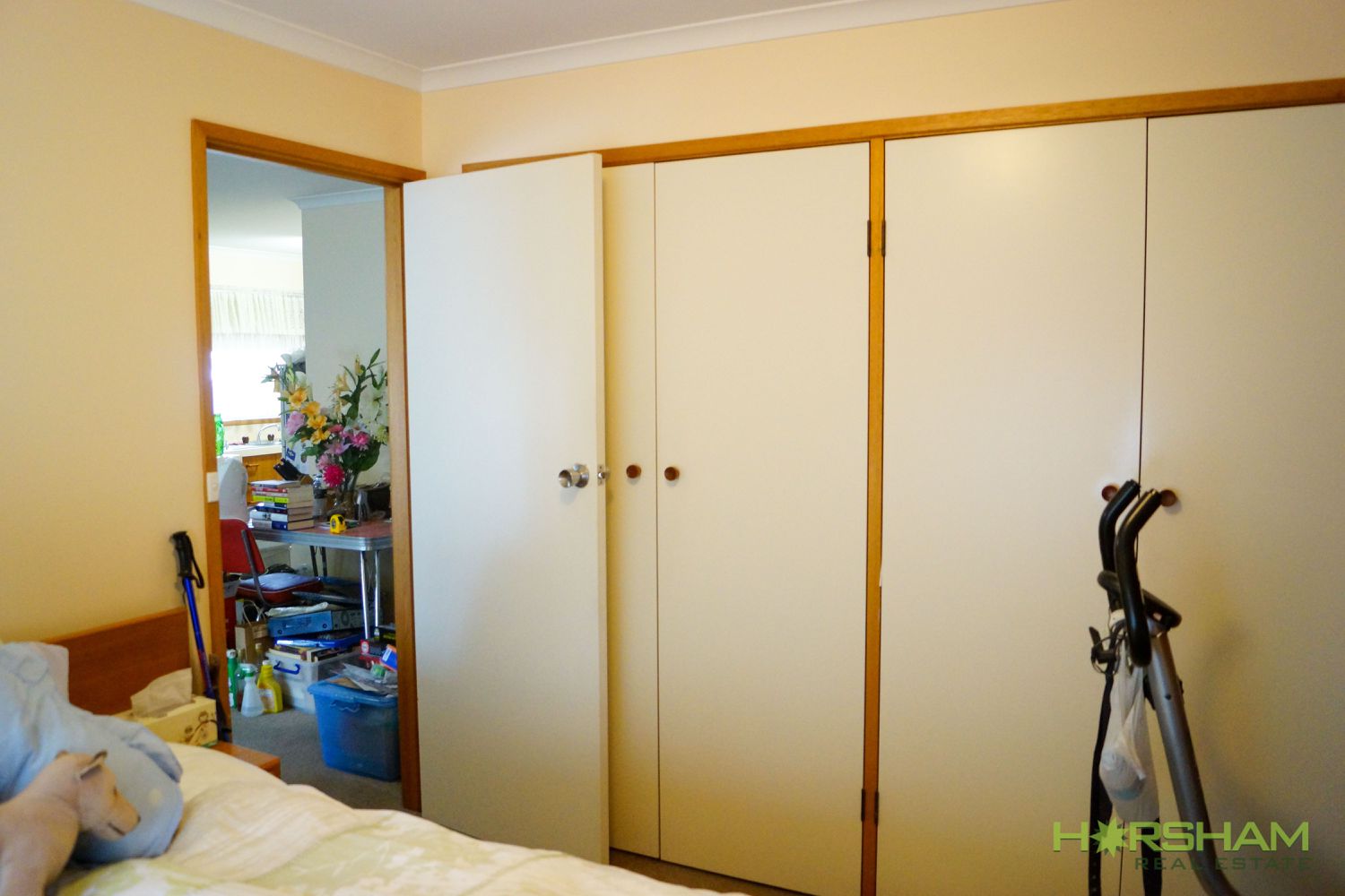 3 / 12 Remlaw Road, Horsham