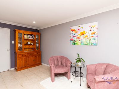 11 Robinia Rise, Helena Valley