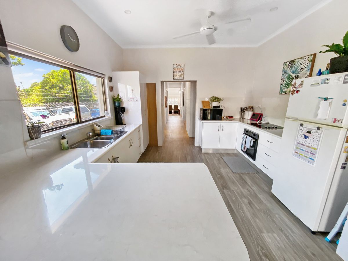 44 Tolga Road, Atherton