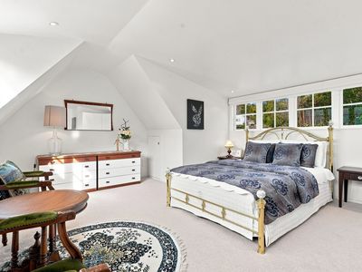 199 Chelsea View Drive, Chatswood