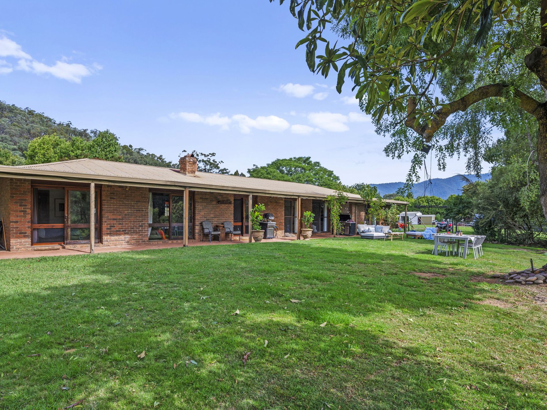 297 Jamieson-Licola Road, Jamieson