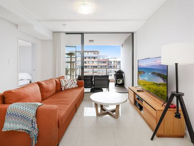 B808 / 25 John Street, Mascot