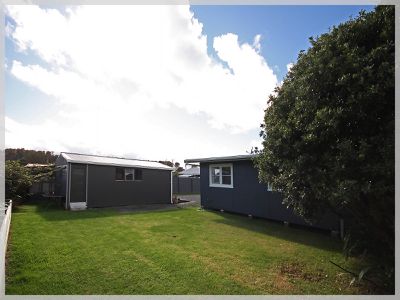 66A Nash Parade, Foxton Beach