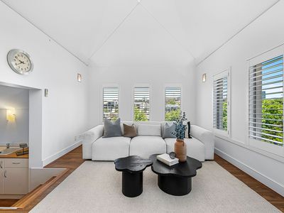 56 Henry Lawson Walk, East Perth