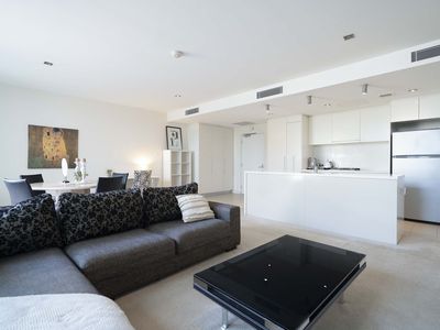 404 / 2 Bovell Lane, Claremont