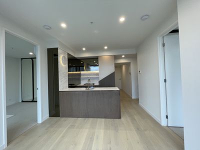 5306 / 134 Spencer Street, Melbourne