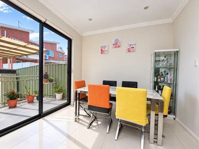 5 / 3 St John's Avenue, Auburn