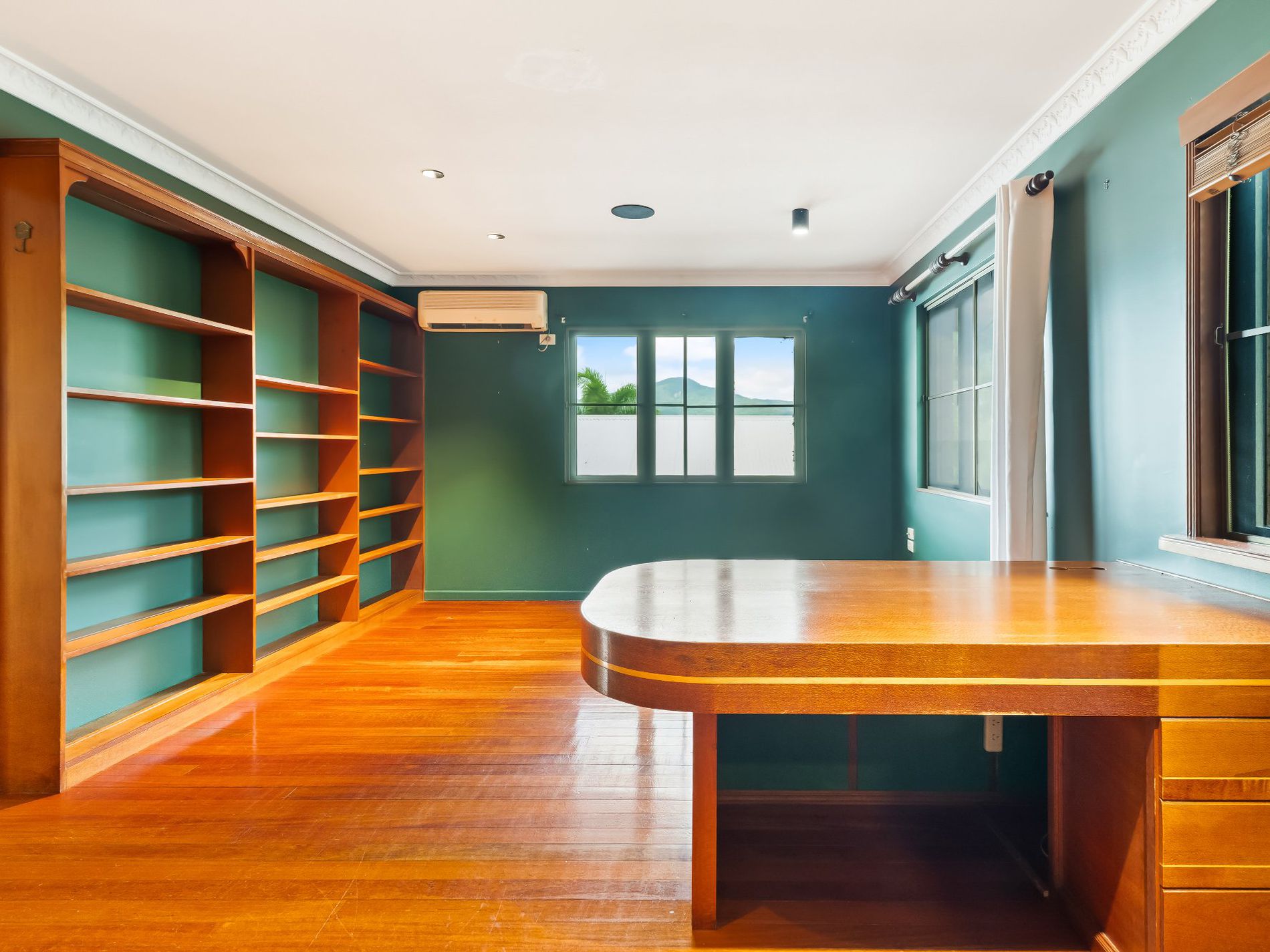 85 Cassowary Street, Freshwater