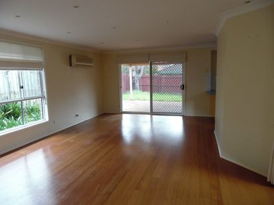 7 Kitchener Court, Holsworthy