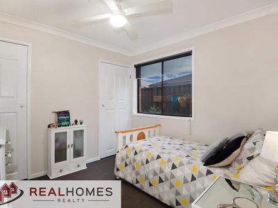 13 Melville Road, St Clair
