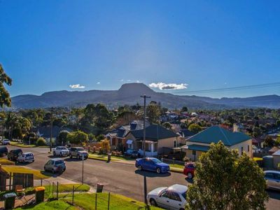 1 / 17 Urunga Parade, Wollongong