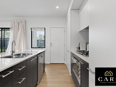 10 Kinsfolk Circuit, Doveton