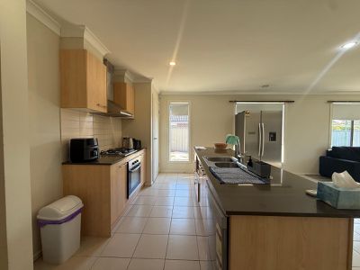 4 Holmewood Avenue, Deer Park