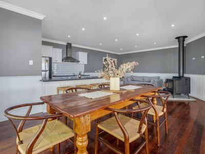 36 Mabel Crescent, Mount Macedon