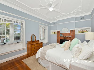 4 Perrys Avenue, Bexley