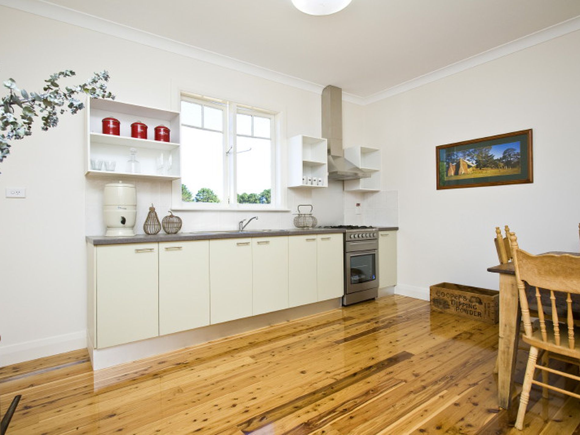 2 Coronation Ave, Braidwood