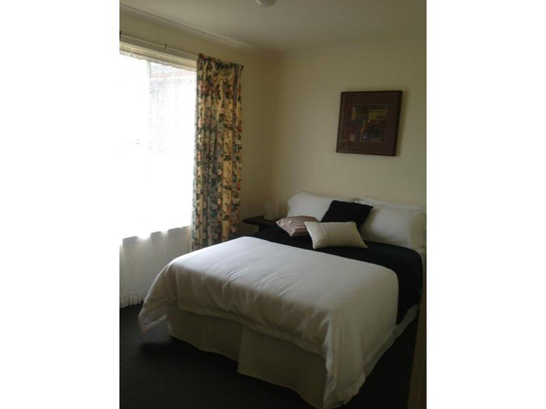 1 Burlington Crescent, Leopold