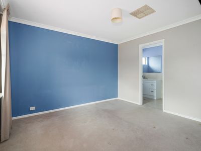 5 Agnew Close, Boulder