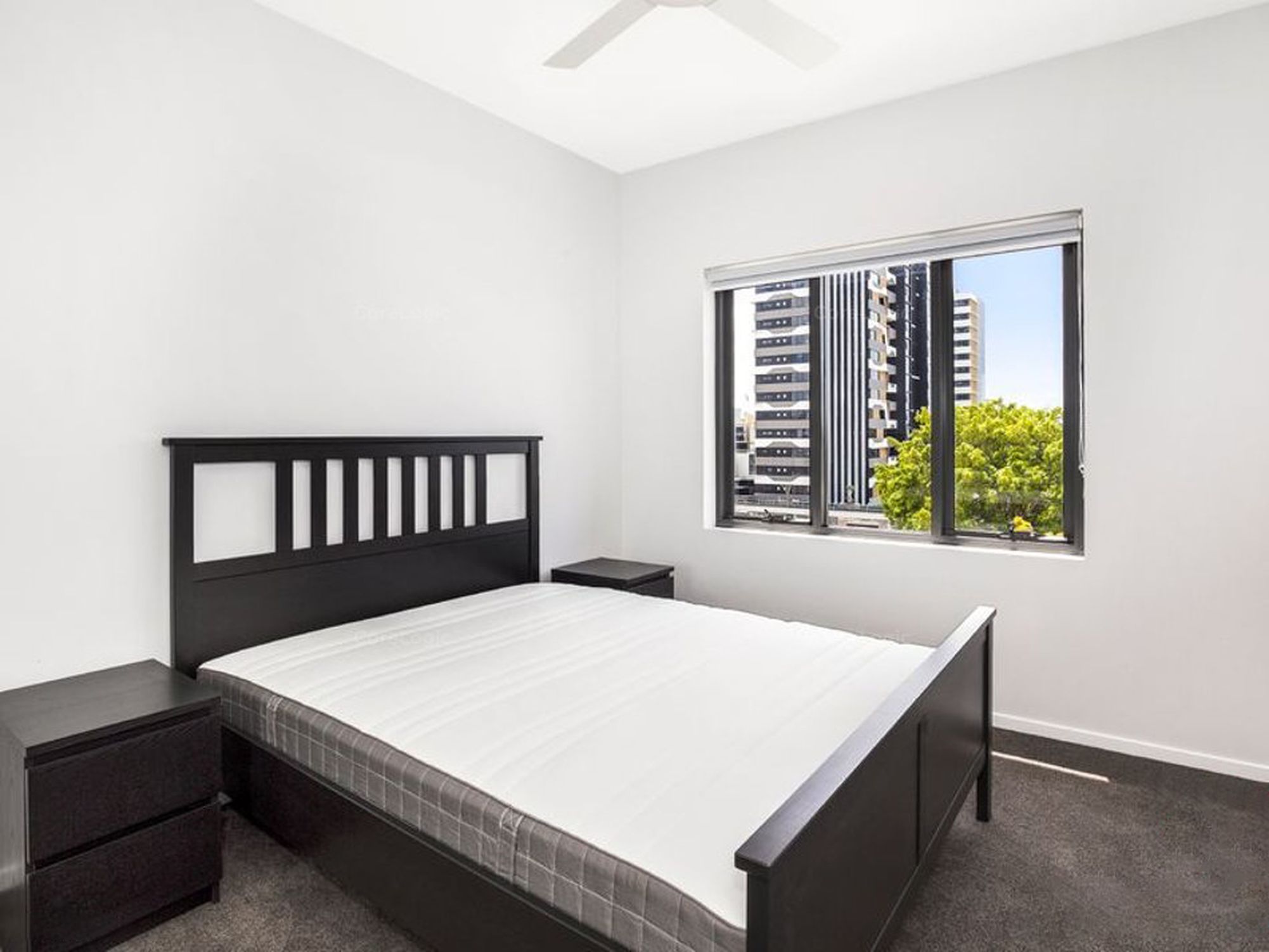21 / 33 Sword Street, Woolloongabba