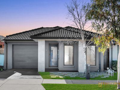 24 Crestfield Way, Wyndham Vale