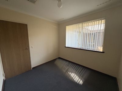 13 Scole Place, Huntingdale