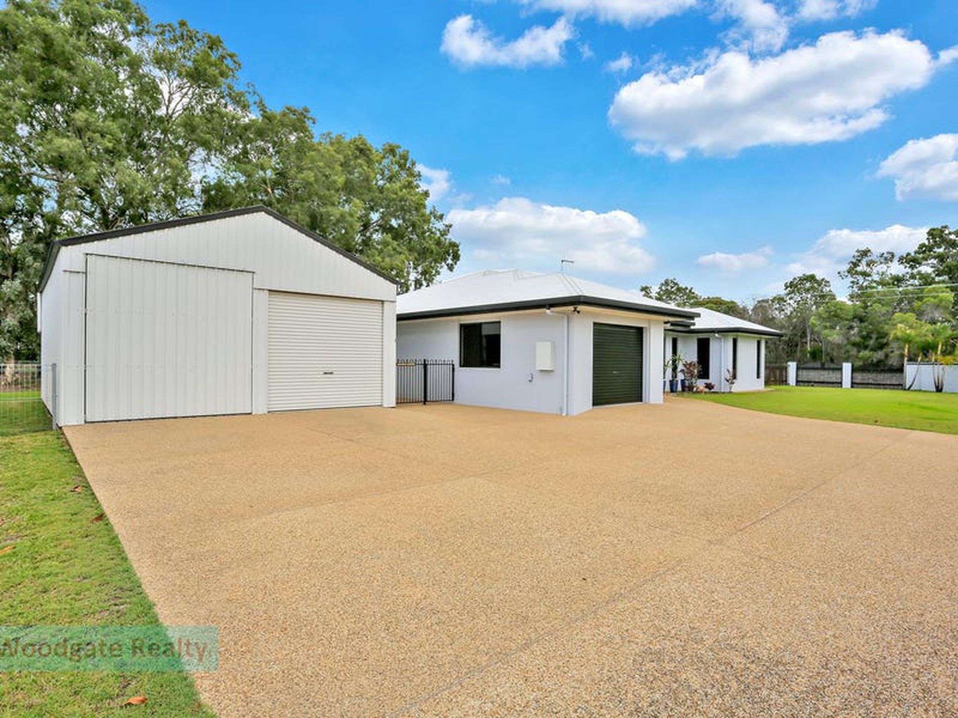 2 Driftwood Place, Woodgate