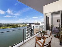 4054 level 11 / 37C Harbour Road, Hamilton