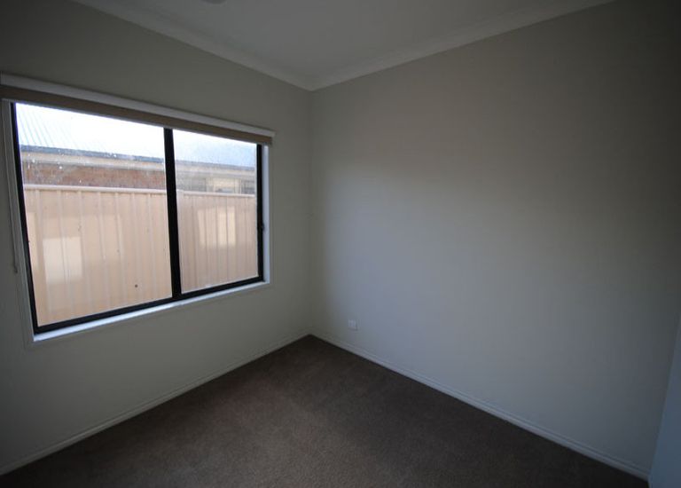 19 Coastal Court, Portland