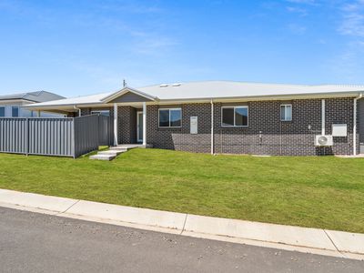 a / 21 Myrtle Drive, Badagarang