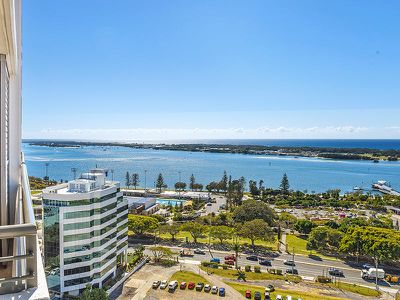 257 / 105 Scarborough Street, Southport