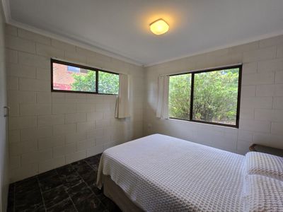 15 Twelfth Avenue, Atherton