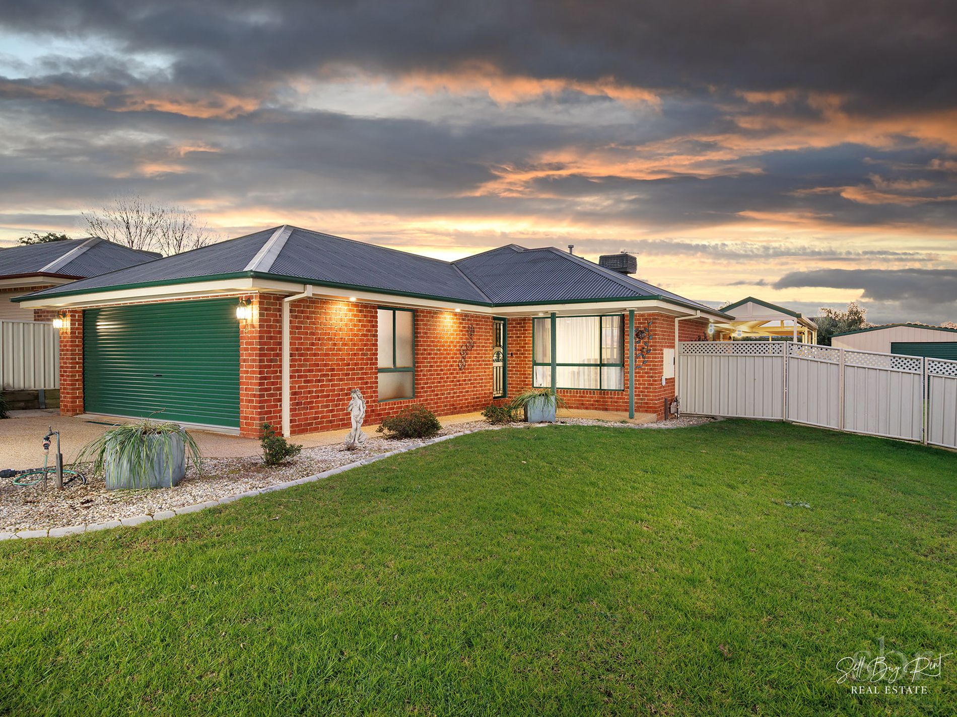 4 FIRESTONE WAY, Wodonga