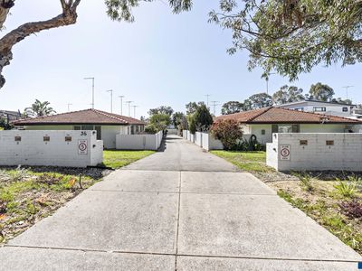 3 / 36 Ewen Street, Scarborough