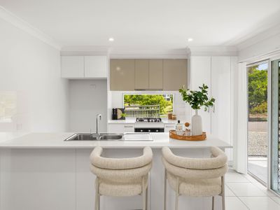 13 Brock Drive, Springfield Lakes