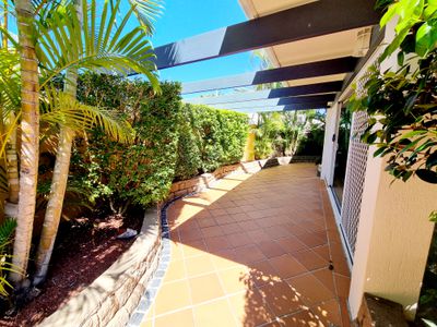 3127 / 380 Ashmore Road, Benowa