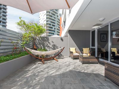 16 / 23 Bow River Crescent, Burswood