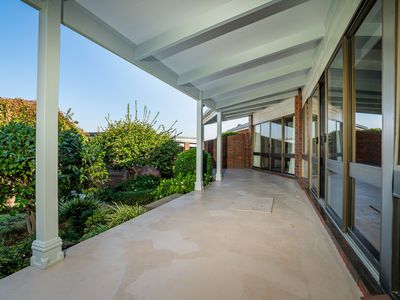 406 CARLMA CRESCENT, Lavington