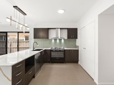 5 Impression Avenue, Tarneit