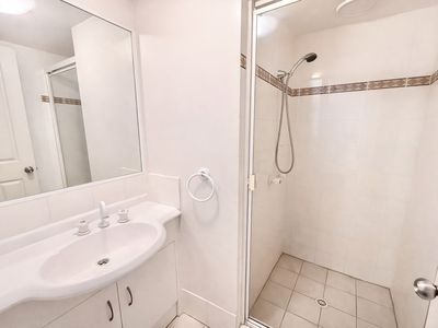 14 / 3-5 Norman Street, Southport