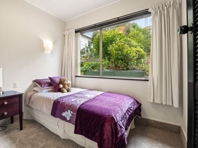 62 Easther Crescent, Kew