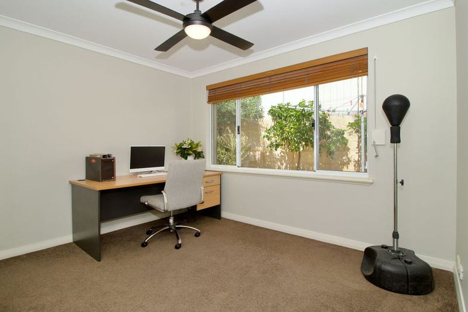 10 Waring Heights  , Baldivis