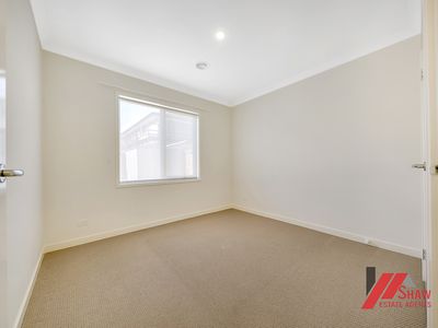78 Bensonhurst Parade, Point Cook