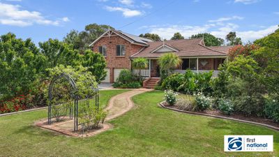 10 Hartmann Drive, Tamworth